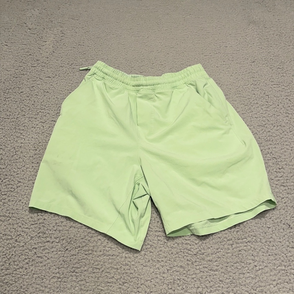 Lululemon Pace Breaker Short 7" *Linerless size S
